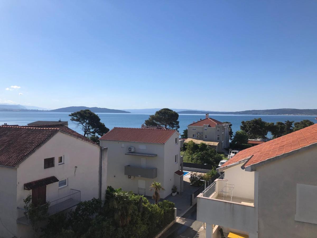 Kristo Croatia Hotel Kastela Exterior photo