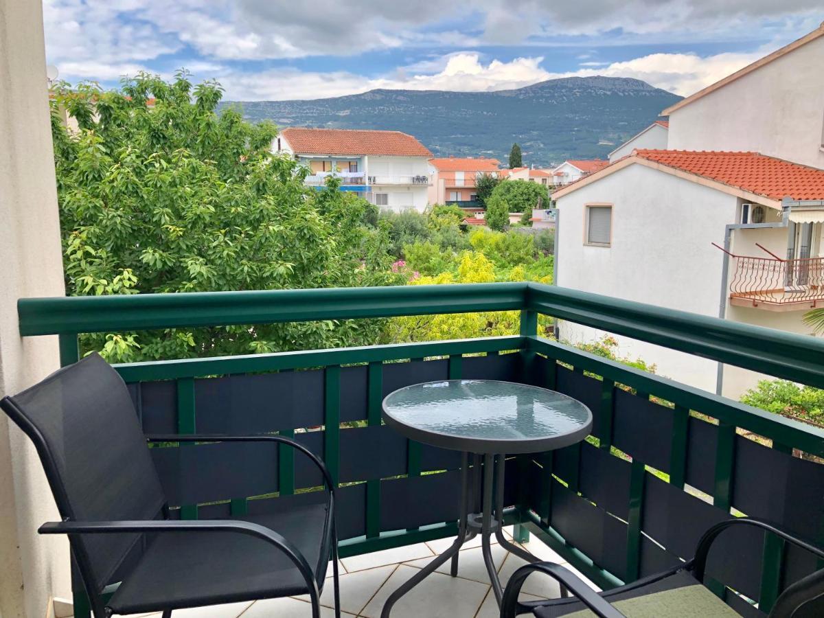 Kristo Croatia Hotel Kastela Exterior photo