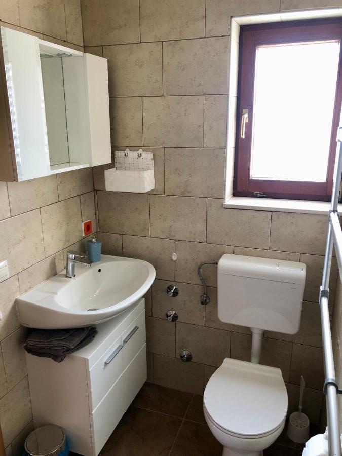 Kristo Croatia Hotel Kastela Exterior photo