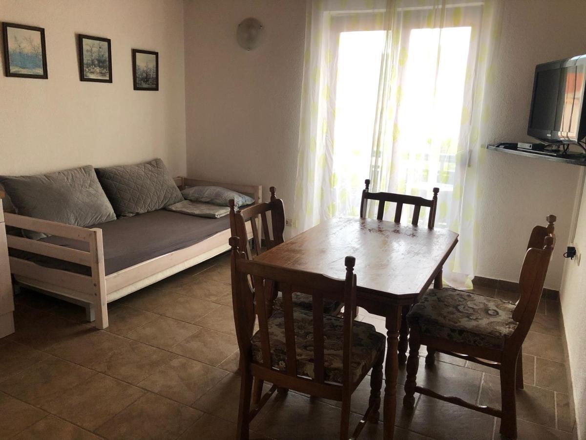 Kristo Croatia Hotel Kastela Exterior photo