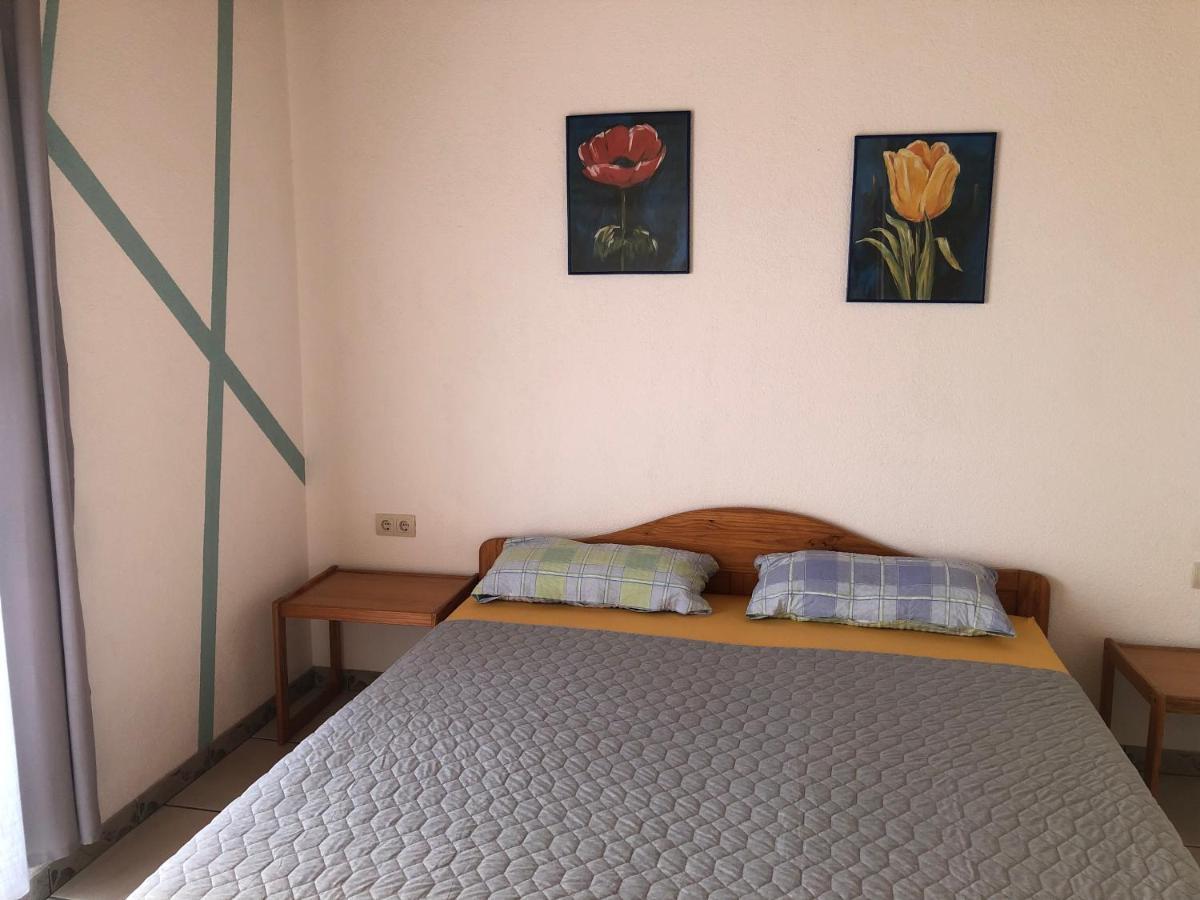 Kristo Croatia Hotel Kastela Exterior photo